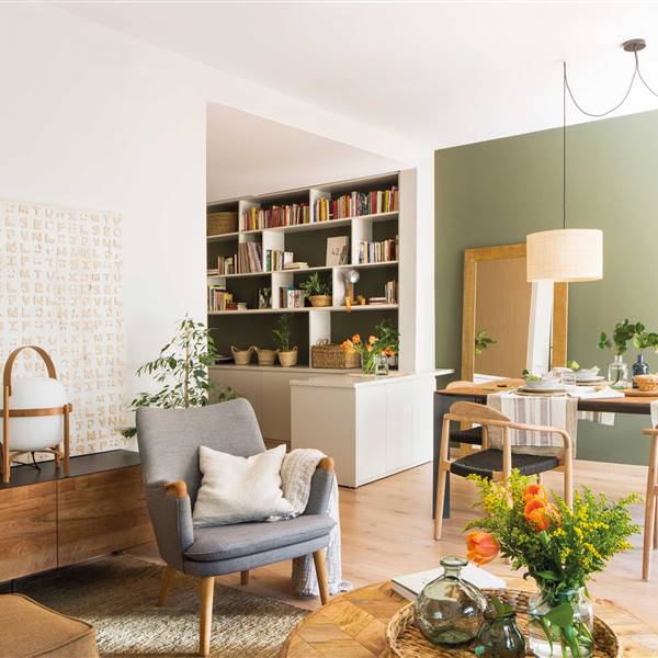 Cómo combinar diferentes colores de pintura en el salón