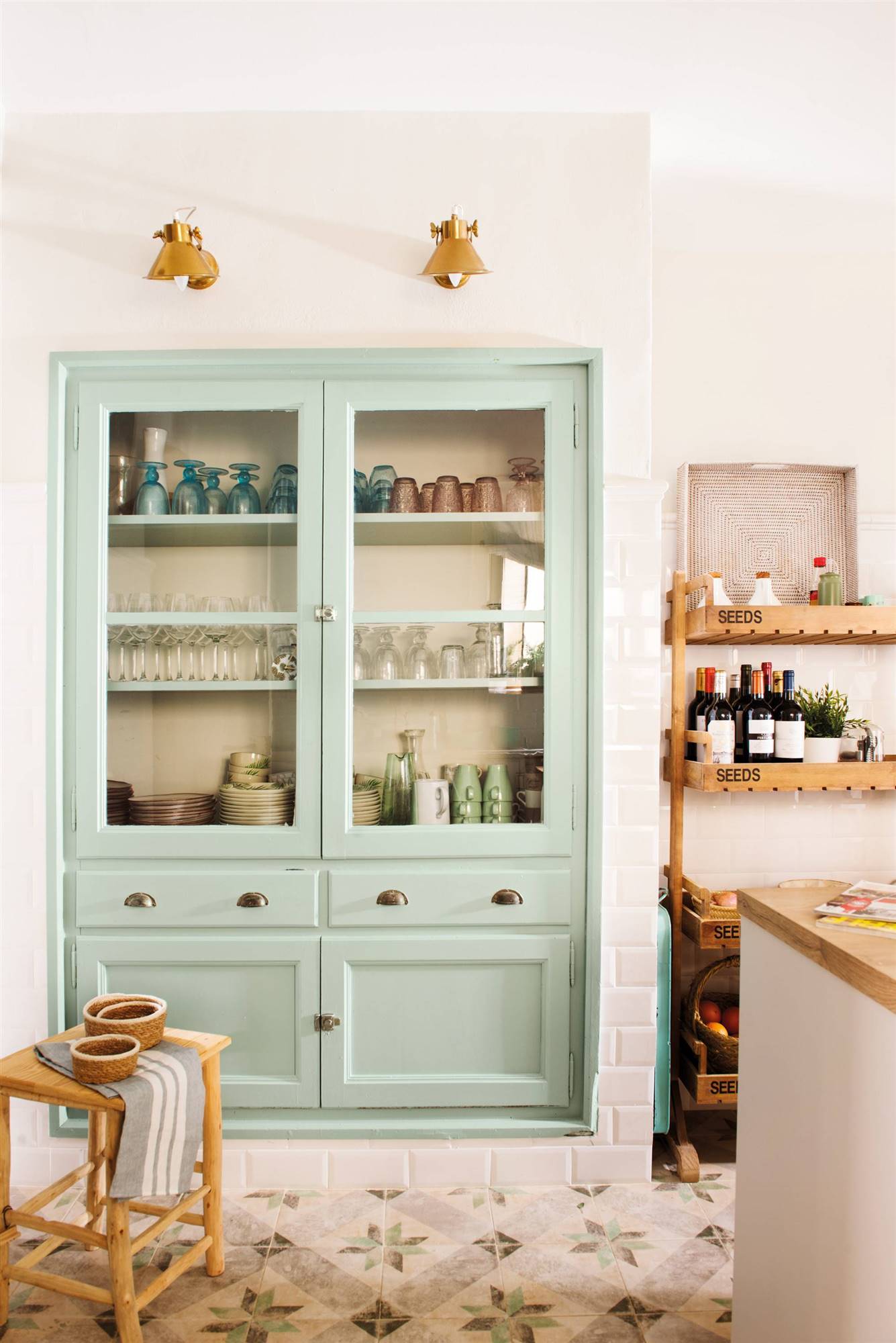 Vitrina verde menta.