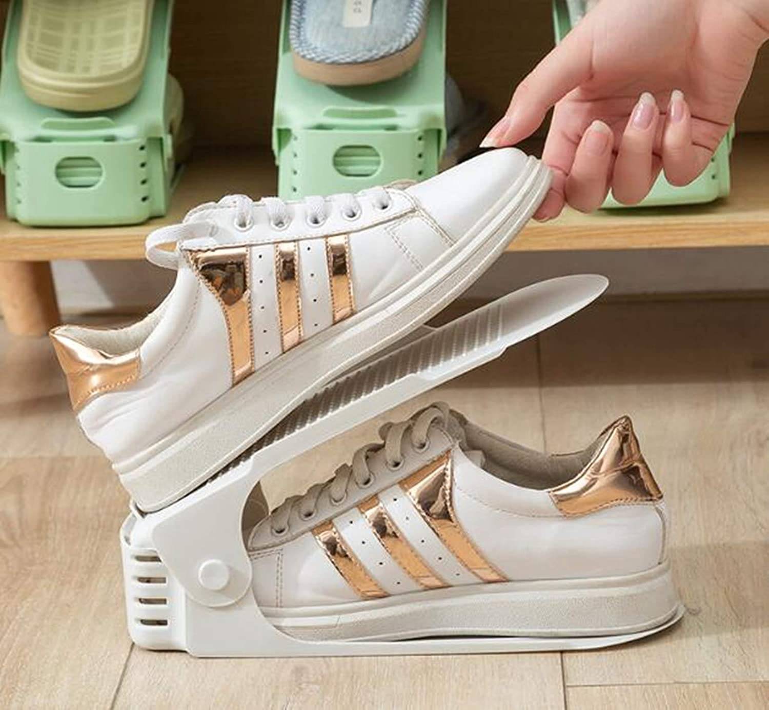 Cuñas para ordenar los zapatos.