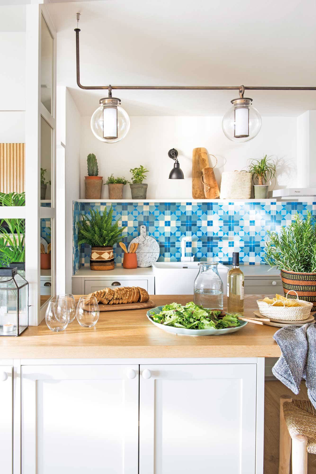 cocina-con-frente-decorado 00508556