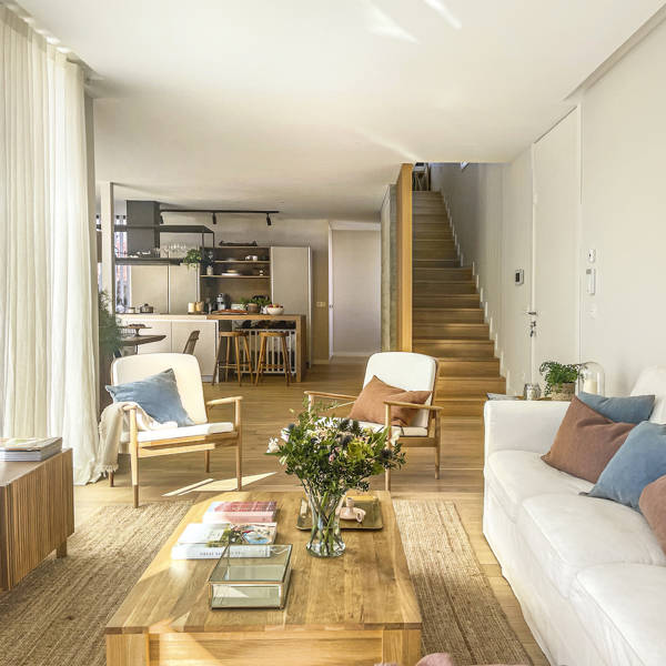 Sol van Dorssen, estilista: "Así es como he transformado este chalet con piscina en una casa acogedora y llena de encanto"