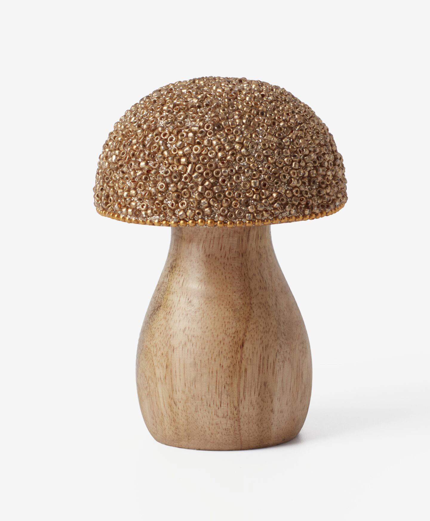 Seta de madera pequeña